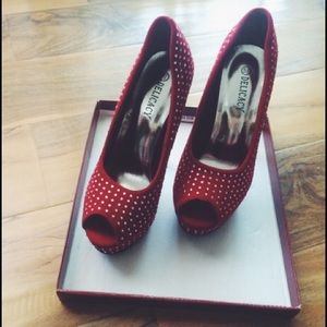 Delicacy open toe pump heels