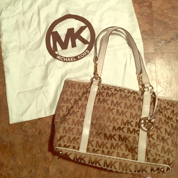 Tan and white Michael Kors tote bag!
