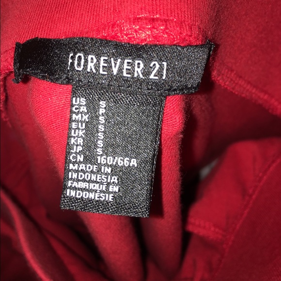 Cherry red skater skirt - Picture 1 of 3