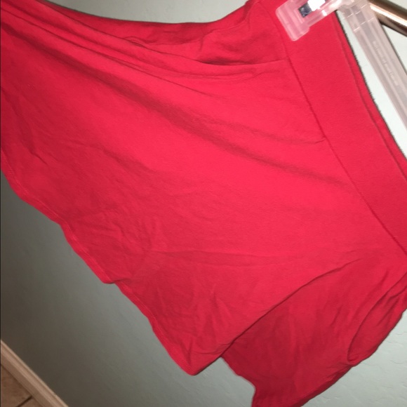 Cherry red skater skirt - Picture 2 of 3