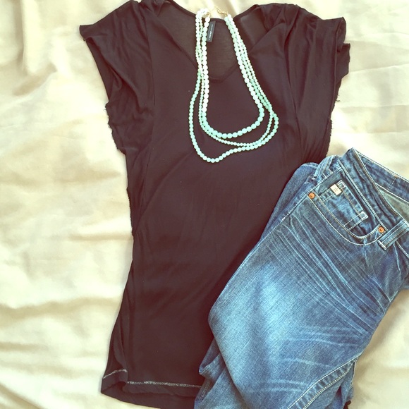 💥 Black Top