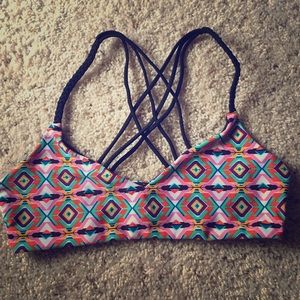 Bikini top with criss cross back