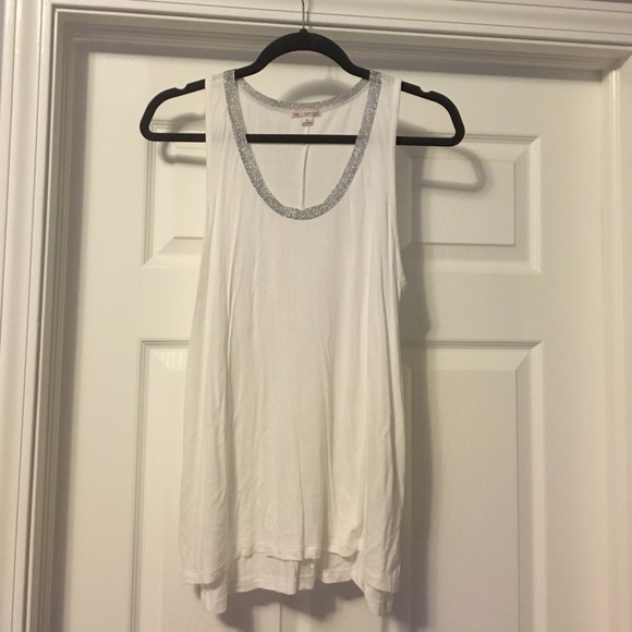Loose tank