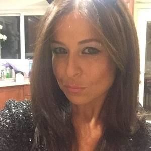 Meet your Posher, Yvette