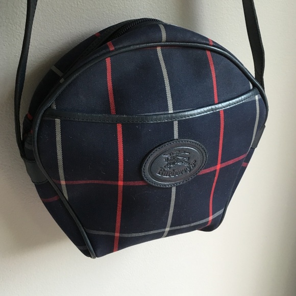 SOLD Burberrys Bag - Picture 1 of 4