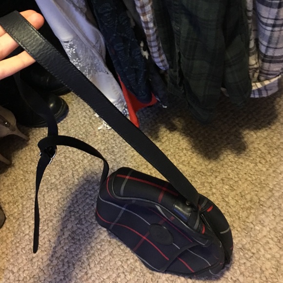 SOLD Burberrys Bag - Picture 4 of 4