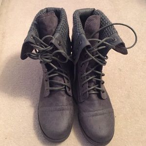 Dark grey boots