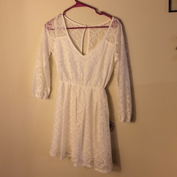 White lace dress