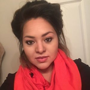 Meet your Posher, Nadia