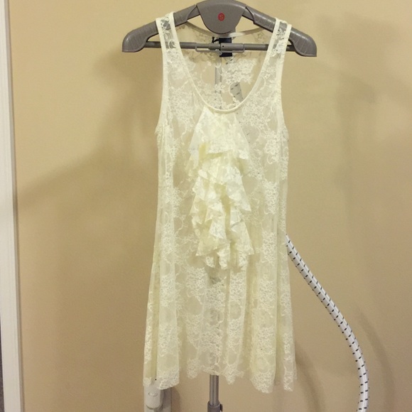 BKE Boutique Ruffled Lace Long Tank Size S