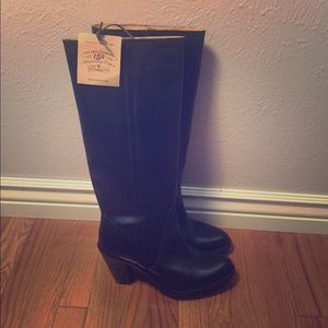 💜Frye 150th Anniversary Black Mustang Boots!!!💜