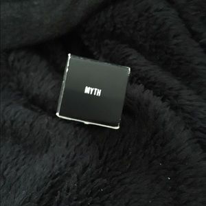 Mac myth Lipglass