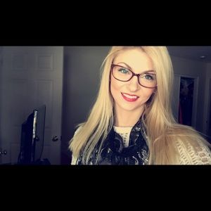 Meet your Posher, Heather