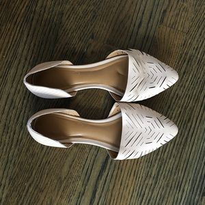 Nude Cut-Out Flats