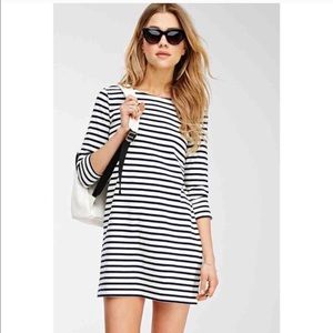 Stripe drees beautiful and comfortable👠