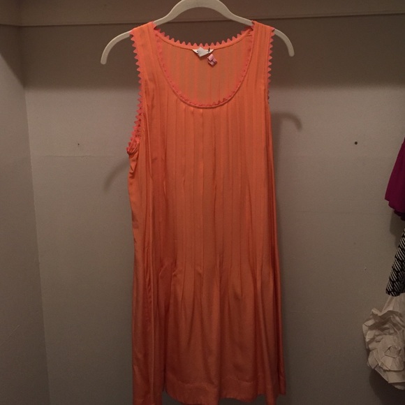Club Monaco peach 100% silk dress