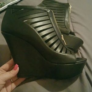 Black platform wedges never worn