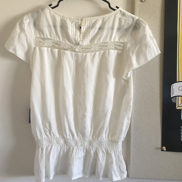 Lace detail top