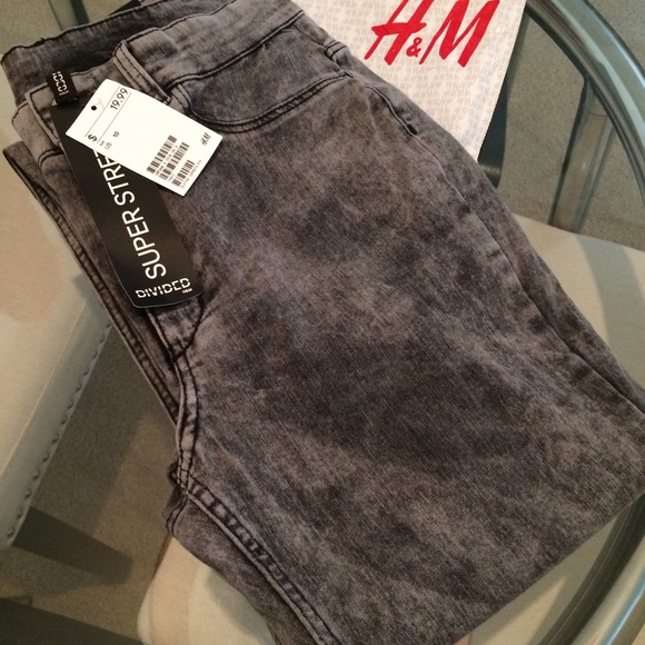 Slim-fit Pants High Waist. 💕