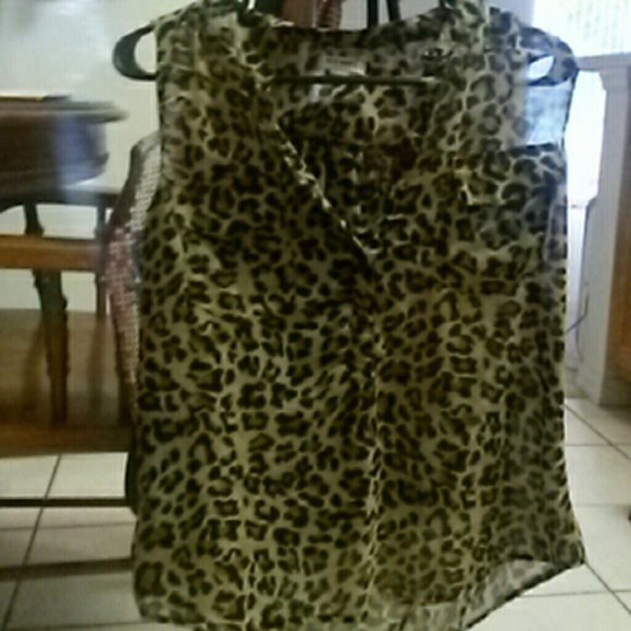 Shirt - Picture 2 of 2