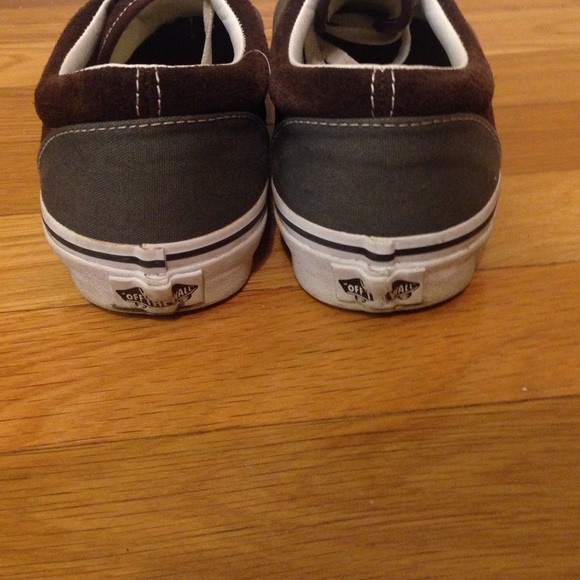 Vans - Picture 4 of 4