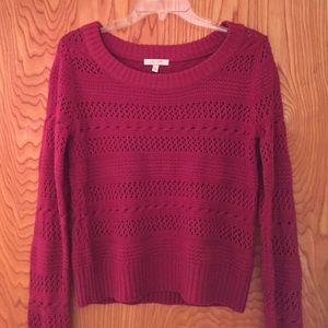 Crew neck knitted sweater