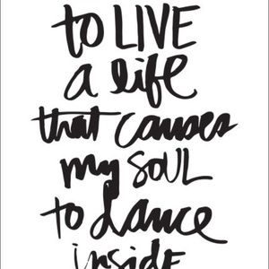 Meet your Posher, Laura