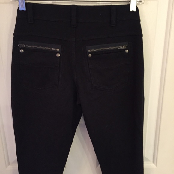 Two Athleta Skinny Pants in black and Gray