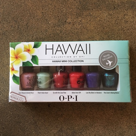 O.P.I NAIL POLISH SET OF 6 (NEW)