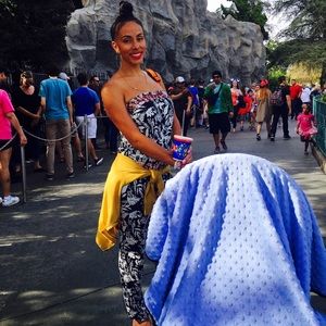 Meet your Posher, Rena