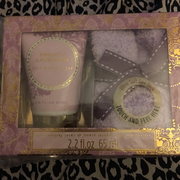 Lavender foot set