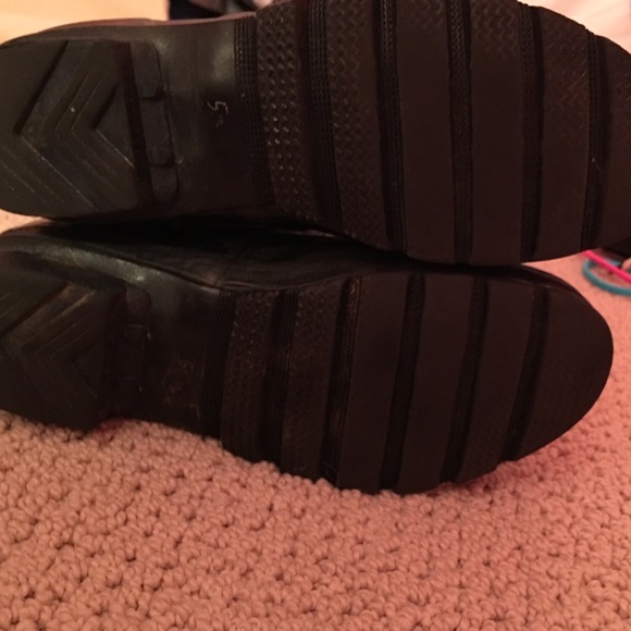 Black Hunter Boots