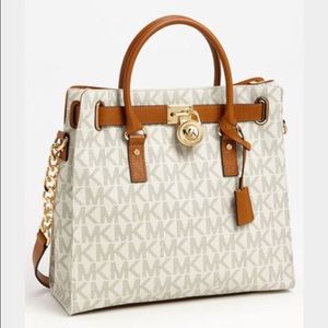 ✨SOLD ON Ⓜ️✨