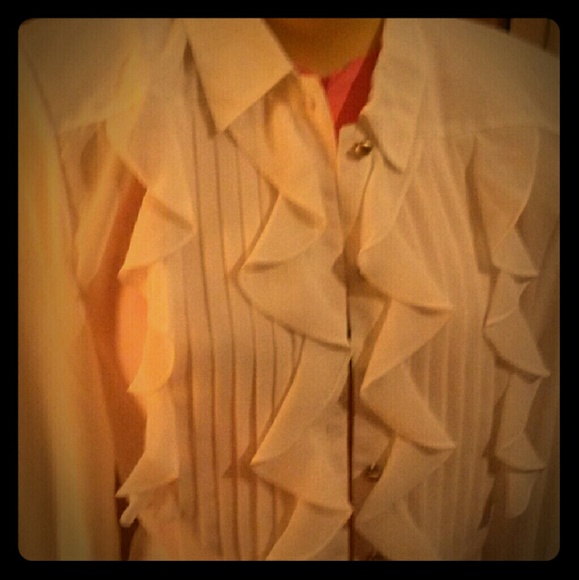 Very nice dressy blouse Liz