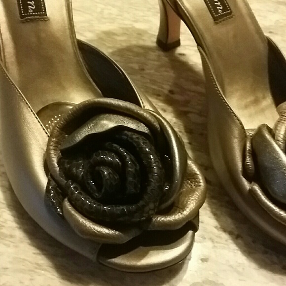 Sandals - Picture 2 of 2