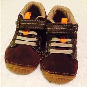 Stride Rite toddler shoes size 6.5w