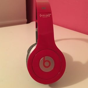 Dr.Dre beats headphones