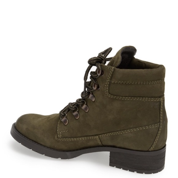 Steve Madden "Gantra" Bootie - Picture 2 of 5