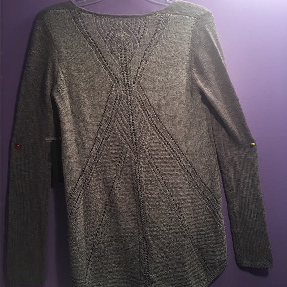 Blouse‼️‼️‼️ - Picture 2 of 2