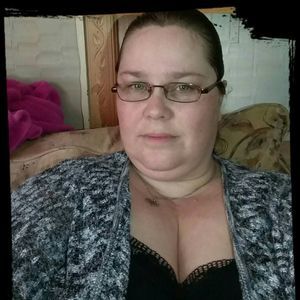 Meet your Posher, Twila