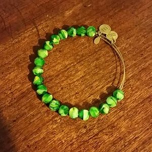 Alex and ani bracelete