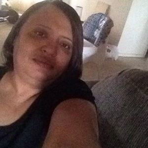 Meet your Posher, Lois