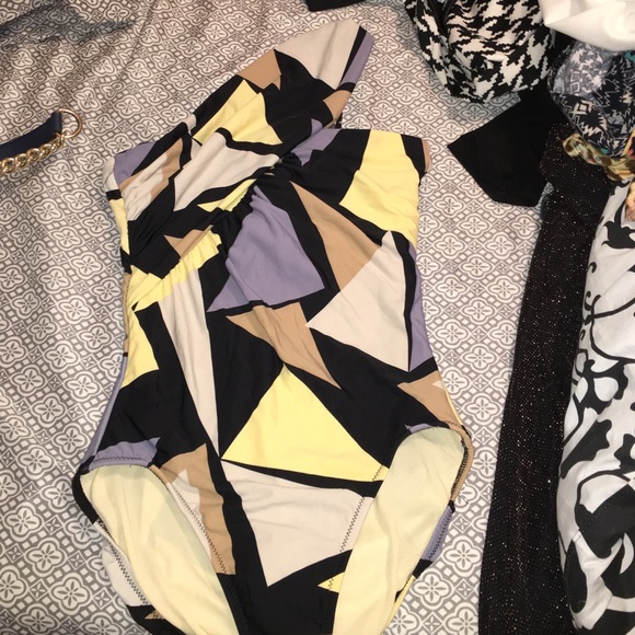 One sleeve bathing suit