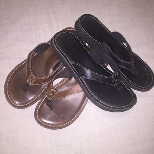 BUNDLE Clarks flip flops in black and brown