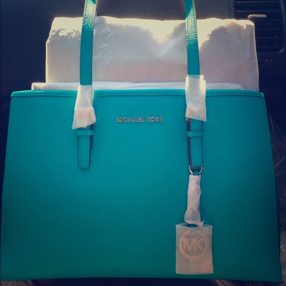 🚫SOLD🚫T👓Michael Kors Tote👓