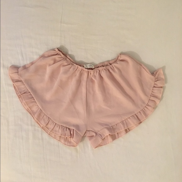 Brandy Melville Vodi Shorts