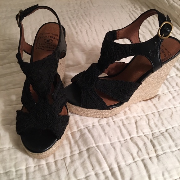 Lucky Brand Black Wedges - Picture 1 of 4