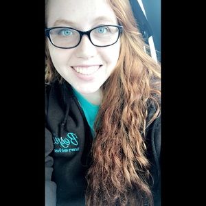 Meet your Posher, Diondra