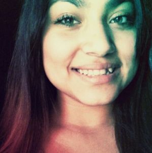 Meet your Posher, Hilda