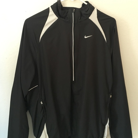 NIKE RETRO HALF ZIP